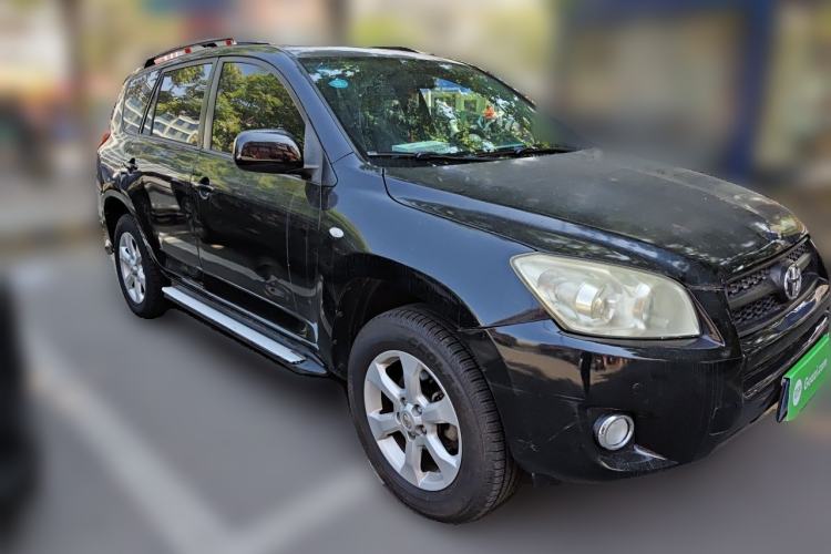 Used Toyota RAV4 2009 2.0L Automatic Luxury Edition Front Right 45 Deg