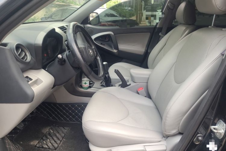 Used Toyota RAV4 2009 2.0L Manual Luxury Edition Left Front Seat