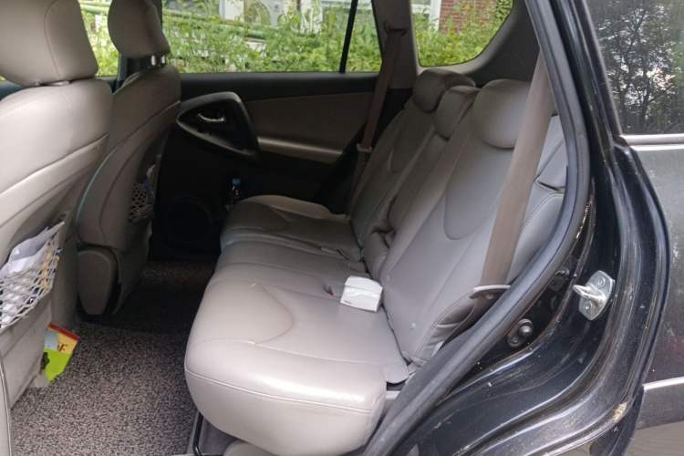 Used Toyota RAV4 2009 2.4L Automatic Luxury Navigation Edition Left Rear Seat