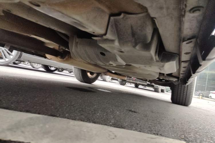 Used Toyota RAV4 2009 2.4L Automatic Luxury Edition Chassis Front Left