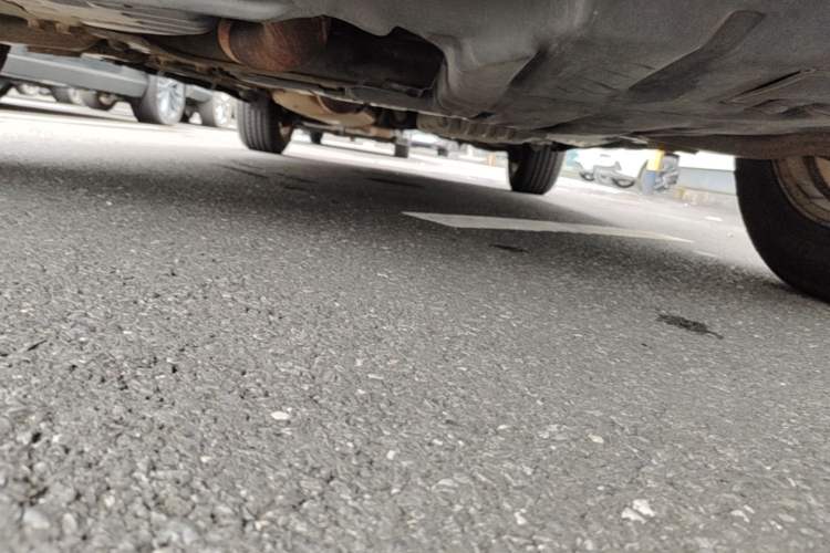 Used Toyota RAV4 2009 2.4L Automatic Luxury Edition Chassis Front