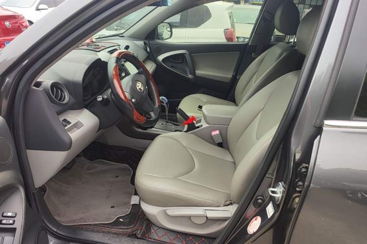 Used Toyota RAV4 2009 2.0L Automatic Classic Edition Left Front Seat
