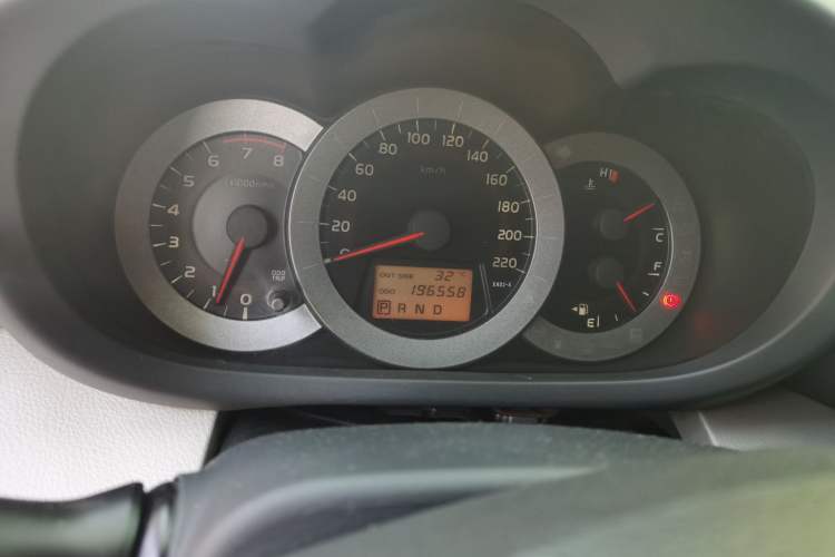 Used Toyota RAV4 2009 2.4L Automatic Luxury Edition Odometer Close Up