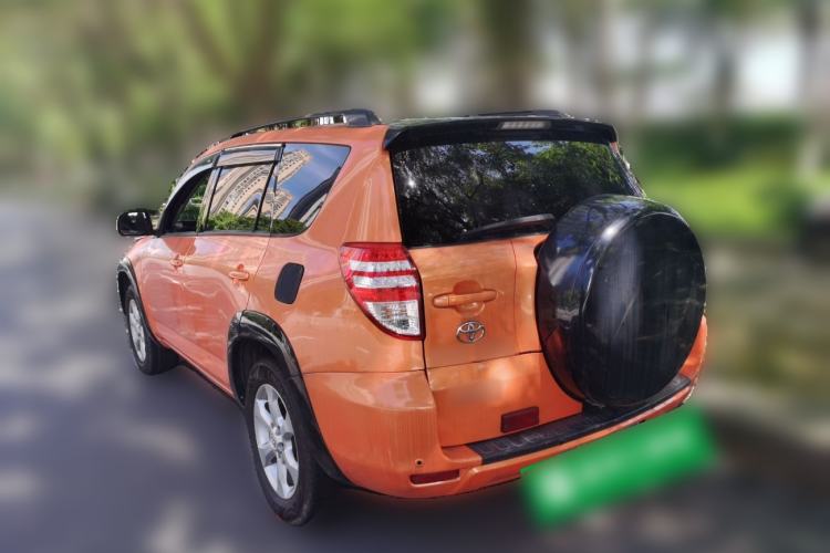 Used Toyota RAV4 2009 2.4L Automatic Luxury Edition Rear Left 45 Deg