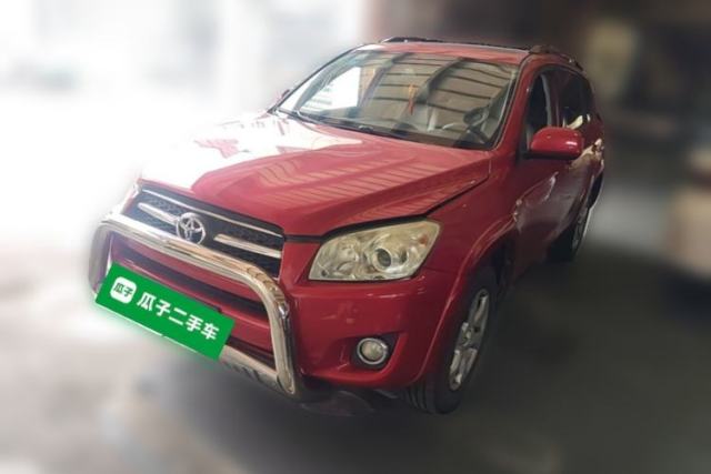 Ojetý Toyota RAV4 2009 2.4L Automatic Luxury Navigation Edition
