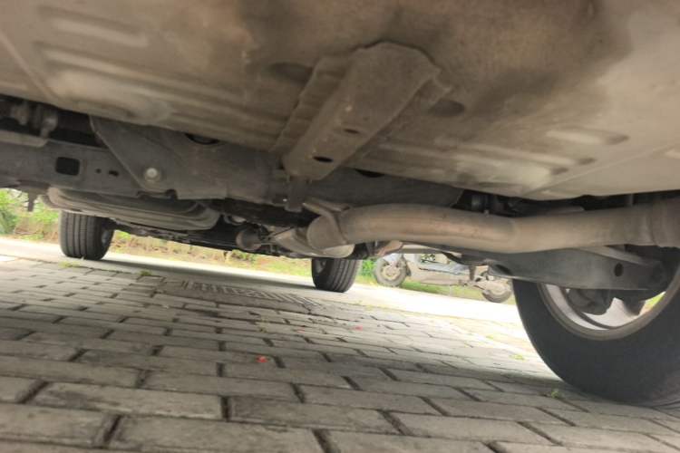 Used Toyota RAV4 2009 2.4L Automatic Luxury Edition Chassis Rear