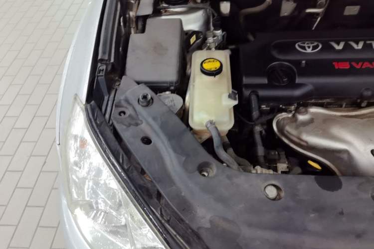 Used Toyota RAV4 2009 2.4L Automatic Luxury Edition Engine Bay Right