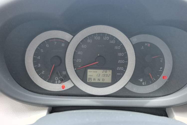 Used Toyota RAV4 2009 2.4L Automatic Luxury Edition Instrument Cluster