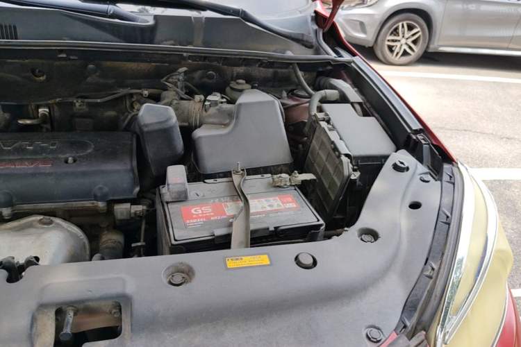 Used Toyota RAV4 2009 2.0L Automatic Classic Edition Engine Bay Left
