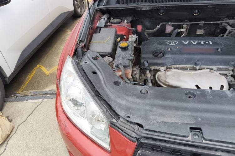 Used Toyota RAV4 2009 2.4L Automatic Luxury Navigation Edition Engine Bay Right