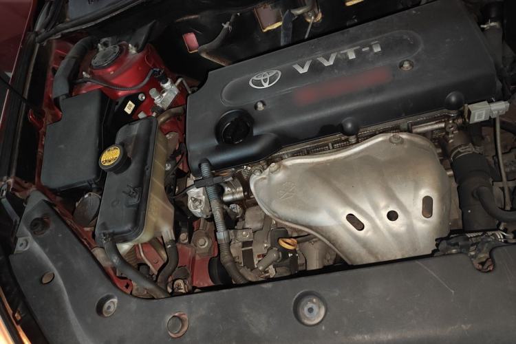 Used Toyota RAV4 2009 2.4L Automatic Luxury Edition Engine Bay Right