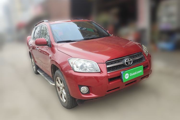 Used Toyota RAV4 2009 2.0L Automatic Luxury Edition Front Right 45 Deg