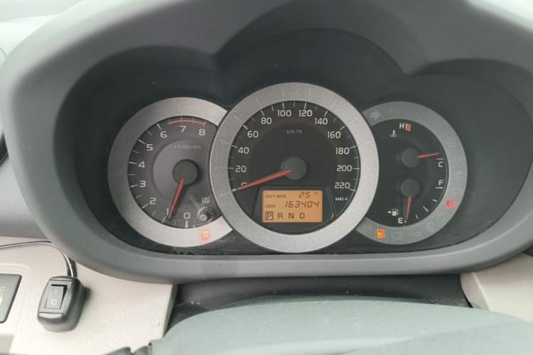 Used Toyota RAV4 2009 2.4L Automatic Luxury Navigation Edition Instrument Cluster