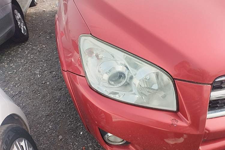 Used Toyota RAV4 2009 2.4L Manual Luxury Edition Right Front Headlight