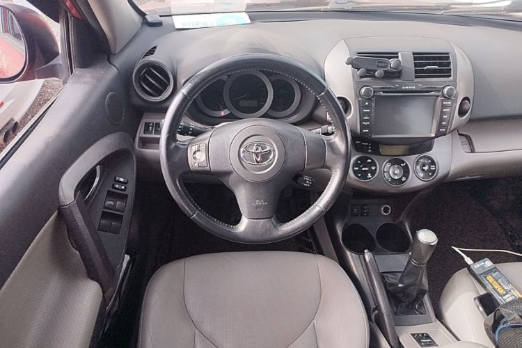 Used Toyota RAV4 2009 2.4L Manual Luxury Edition Steering Wheel