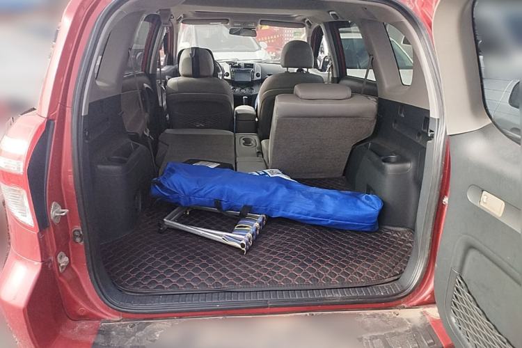 Used Toyota RAV4 2009 2.4L Manual Luxury Edition Trunk
