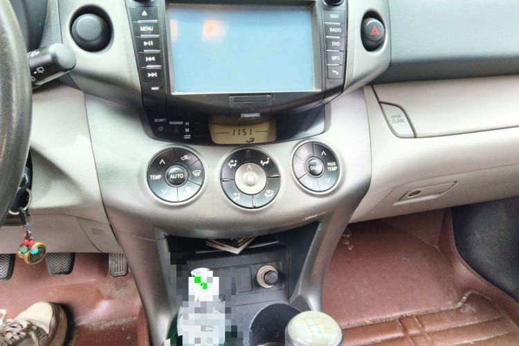 Used Toyota RAV4 2009 2.0L Manual Luxury Edition Audio And AC Panel