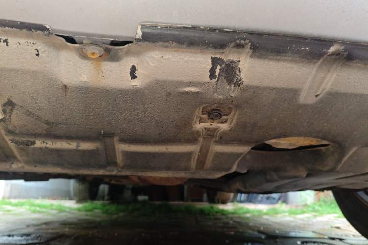Used Toyota RAV4 2009 2.4L Automatic Luxury Edition Chassis Front