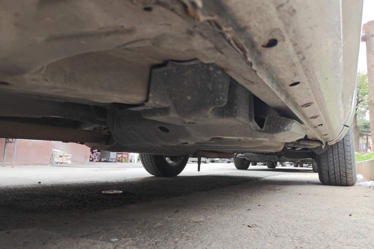 Used Toyota RAV4 2009 2.4L Automatic Luxury Navigation Edition Chassis Front Left