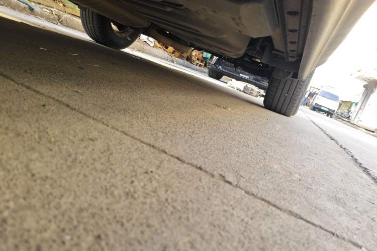 Used Toyota RAV4 2009 2.4L Automatic Luxury Navigation Edition Chassis Front Left