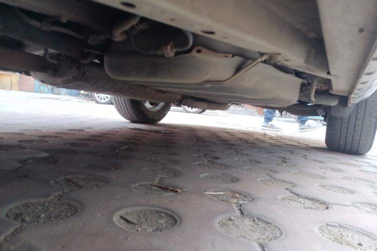 Used Toyota RAV4 2009 2.4L Automatic Luxury Edition Chassis Front Left