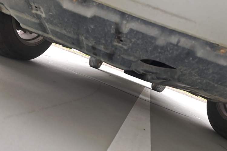 Used Toyota RAV4 2009 2.4L Automatic Luxury Edition Chassis Front