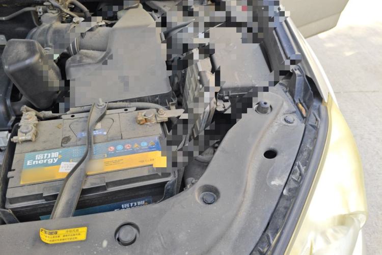 Used Toyota RAV4 2009 2.4L Automatic Luxury Navigation Edition Engine Bay Left
