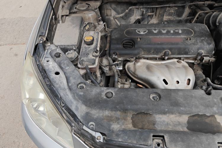 Used Toyota RAV4 2009 2.4L Automatic Luxury Navigation Edition Engine Bay Right