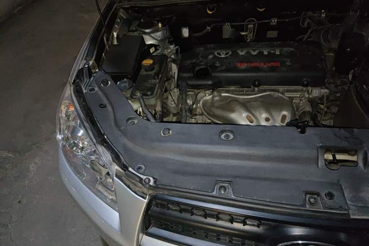Used Toyota RAV4 2009 2.0L Manual Classic Edition Engine Bay Right