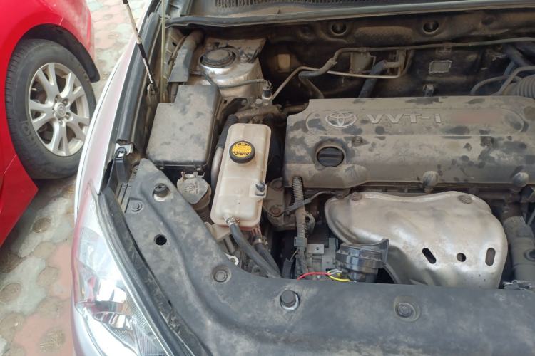 Used Toyota RAV4 2009 2.4L Automatic Luxury Edition Engine Bay Right