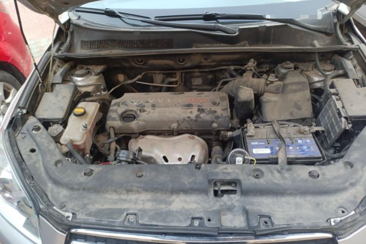 Used Toyota RAV4 2009 2.4L Automatic Luxury Edition Engine Bay