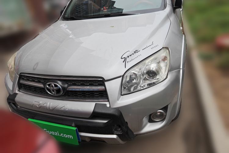 Used Toyota RAV4 2009 2.4L Automatic Luxury Navigation Edition Front
