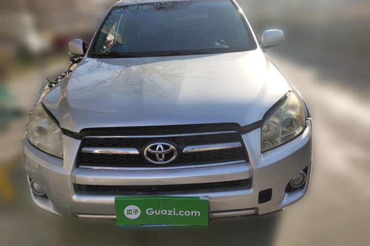 Used Toyota RAV4 2009 2.4L Manual Luxury Edition Front