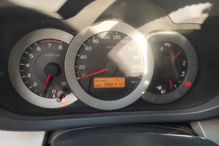 Used Toyota RAV4 2009 2.4L Manual Luxury Edition Instrument Cluster