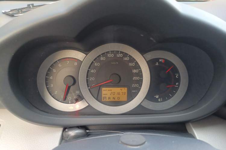 Used Toyota RAV4 2009 2.4L Automatic Luxury Edition Instrument Cluster