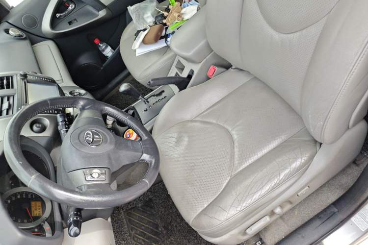 Used Toyota RAV4 2009 2.0L Automatic Luxury Navigation Edition Left Front Seat