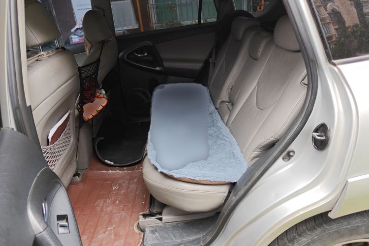 Used Toyota RAV4 2009 2.4L Automatic Luxury Navigation Edition Left Rear Seat