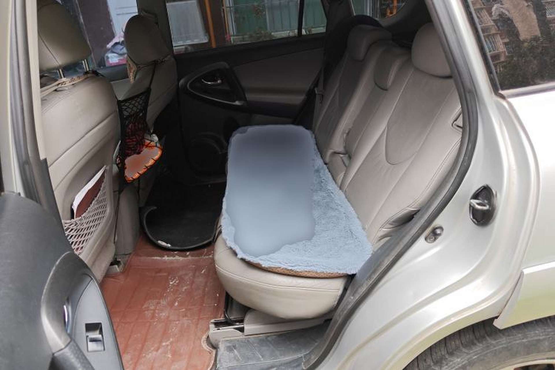 Used Toyota RAV4 2009 2.4L Automatic Luxury Navigation Edition Left Rear Seat