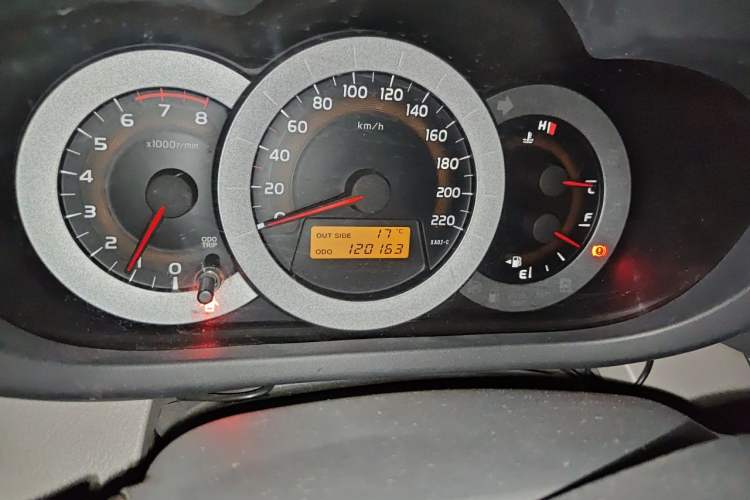 Used Toyota RAV4 2009 2.0L Manual Classic Edition Odometer Close Up