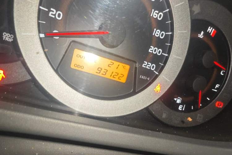 Used Toyota RAV4 2009 2.0L Manual Luxury Edition Odometer Close Up