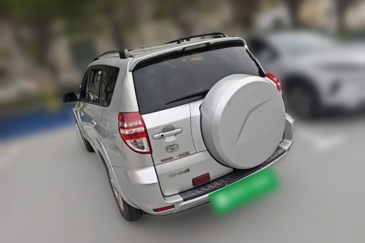 Used Toyota RAV4 2009 2.4L Automatic Luxury Edition Rear Left 45 Deg