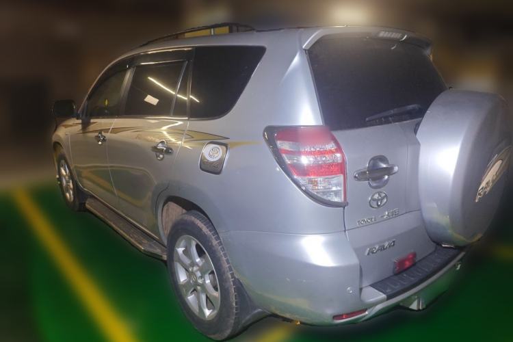 Used Toyota RAV4 2009 2.0L Manual Luxury Edition Rear Left 45 Deg