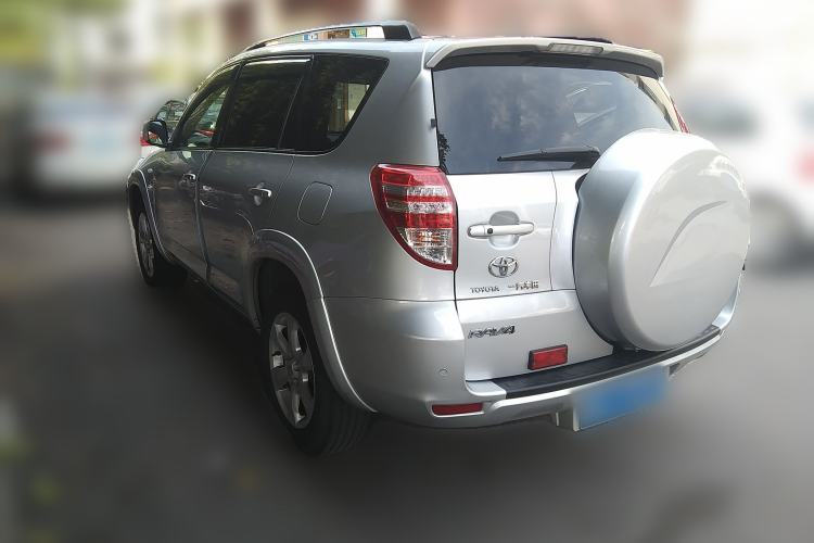 Used Toyota RAV4 2009 2.4L Automatic Luxury Edition Rear Left 45 Deg
