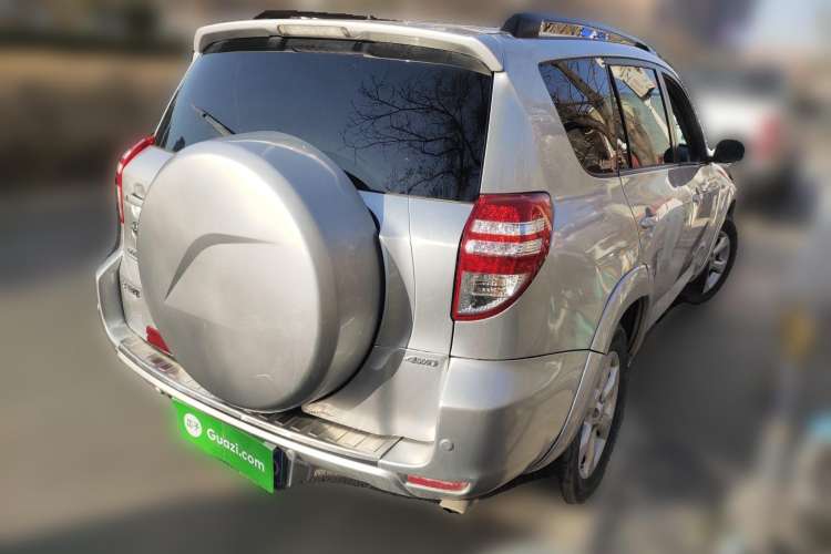 Used Toyota RAV4 2009 2.4L Manual Luxury Edition Rear Right 45 Deg