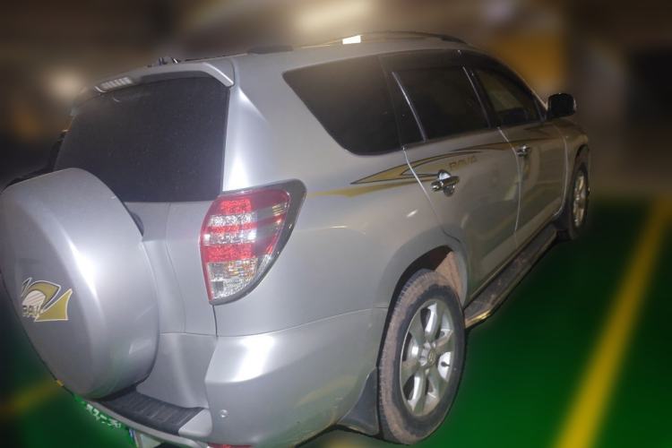 Used Toyota RAV4 2009 2.0L Manual Luxury Edition Rear Right 45 Deg