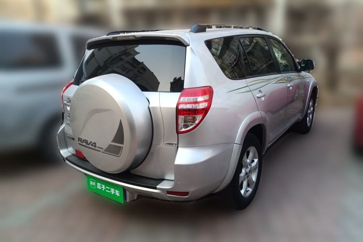Used Toyota RAV4 2009 2.4L Automatic Luxury Edition Rear Right 45 Deg
