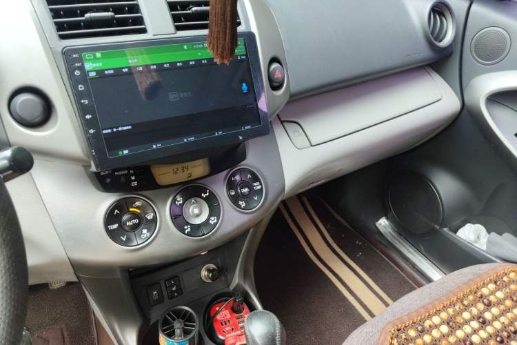 Used Toyota RAV4 2009 2.0L Automatic Luxury Edition Audio And AC Panel