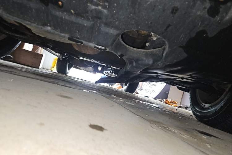 Used Toyota RAV4 2009 2.4L Automatic Luxury Edition Chassis Front