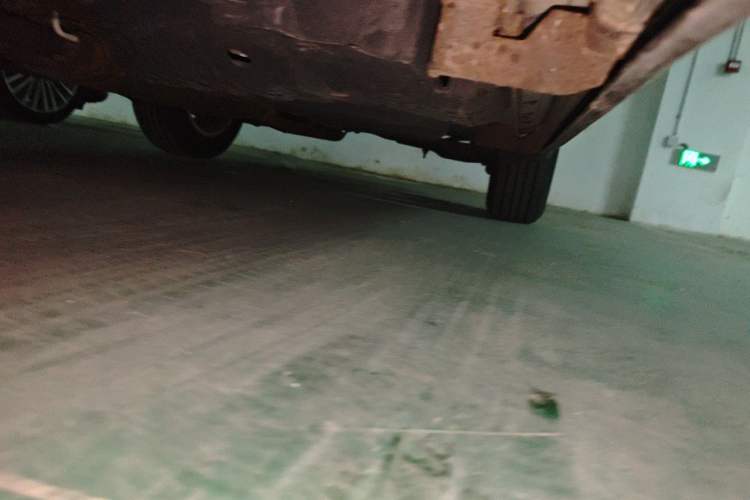Used Toyota RAV4 2009 2.4L Automatic Luxury Edition Chassis Front Left