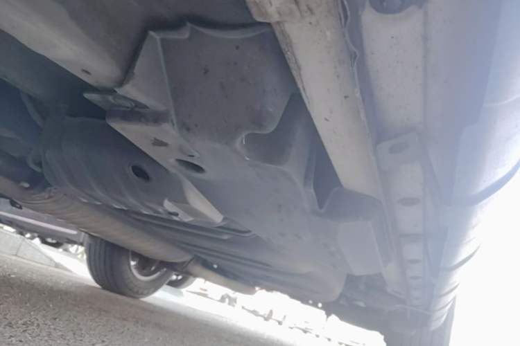 Used Toyota RAV4 2009 2.4L Automatic Luxury Edition Chassis Front Left